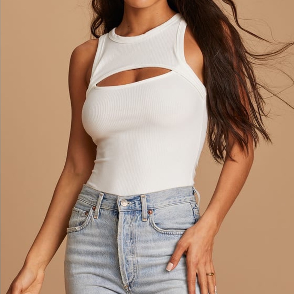 New - Lulus Women's White Ribbed Sleeveless Cutout Bodysuit. Size Small.